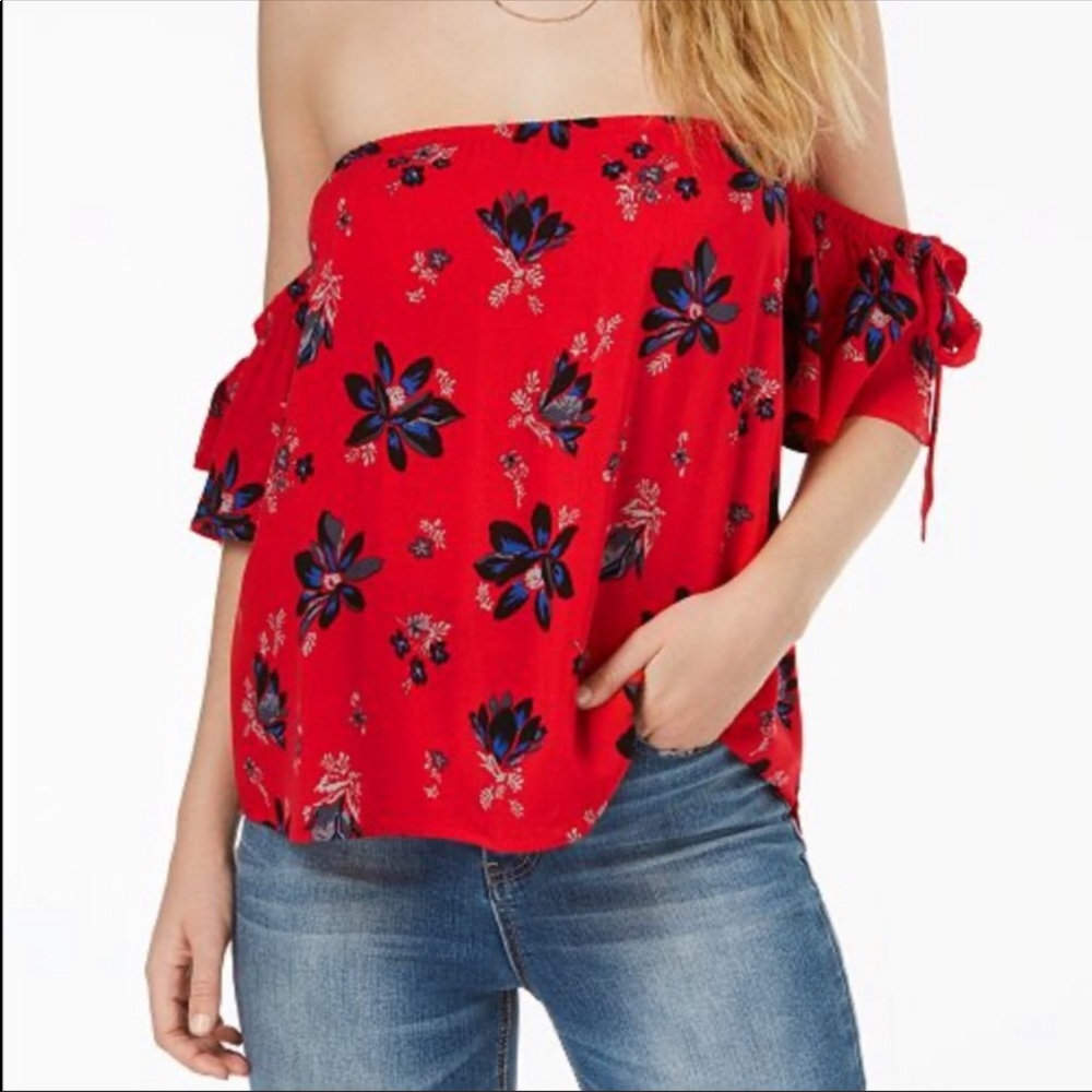 Woman’s off the shoulder top